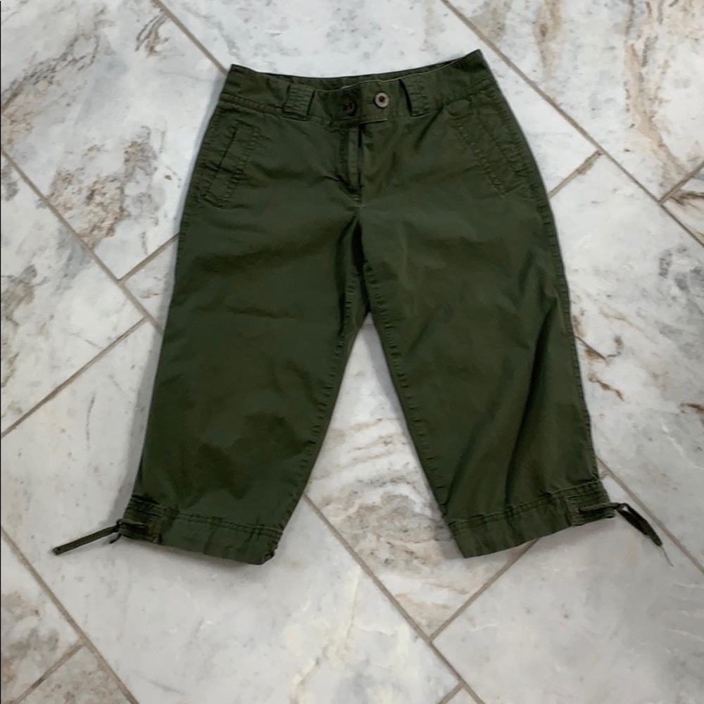 Ann Taylor Army Green Capris Pants